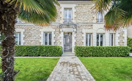 House in Villiers-Adam, Ile-de-France, France 1