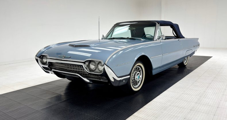 Cabriolet in Morgantown, United States 1 - 17256906