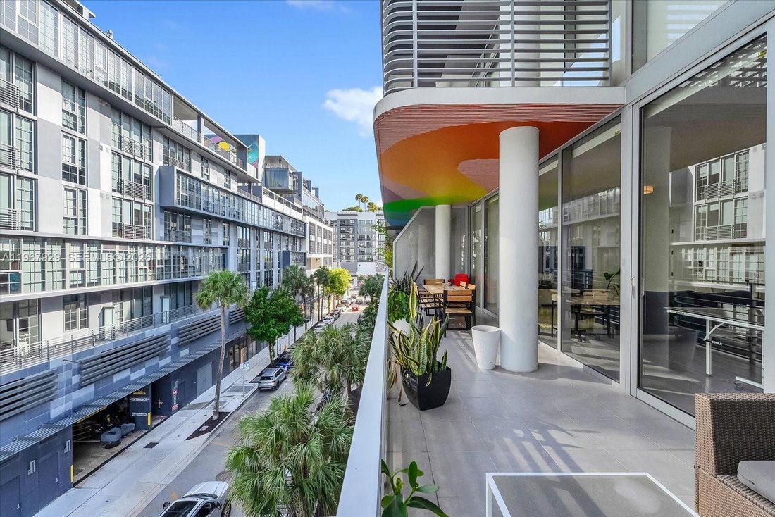 Condo in Miami, Florida, United States 3 - 17254859