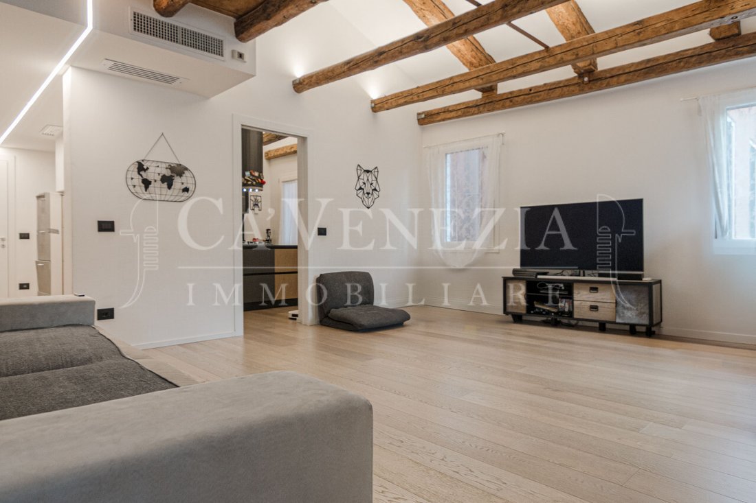 Apartment in Saint Paul, Venice, Italy 1 - 17255972