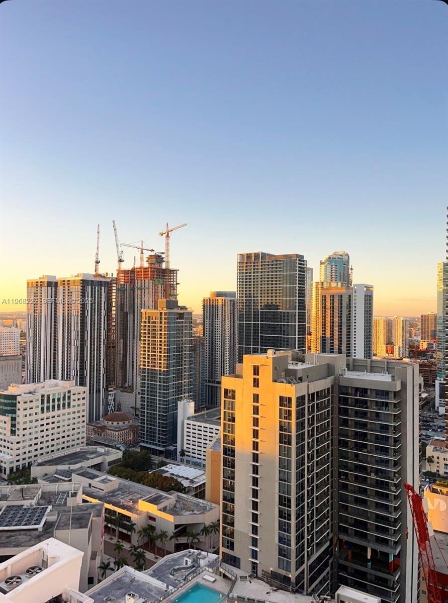Condo in Miami, Florida, United States 3 - 17257025
