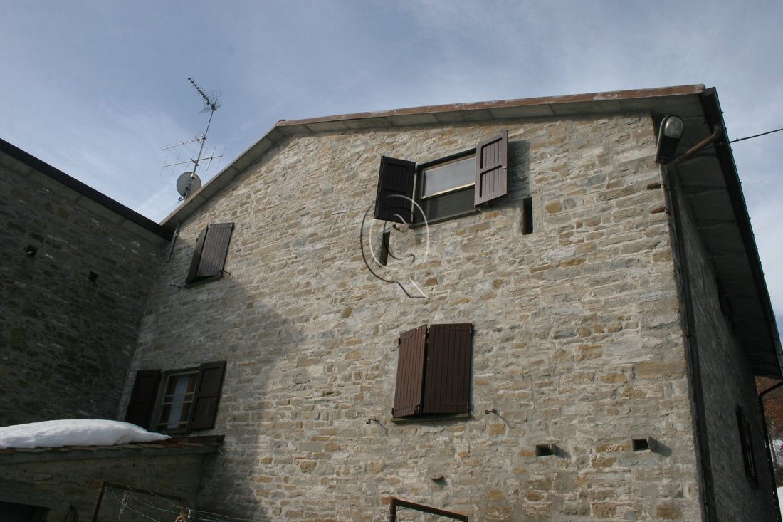 Estate in Bagno di Romagna, Emilia-Romagna, Italy 1 - 17254157