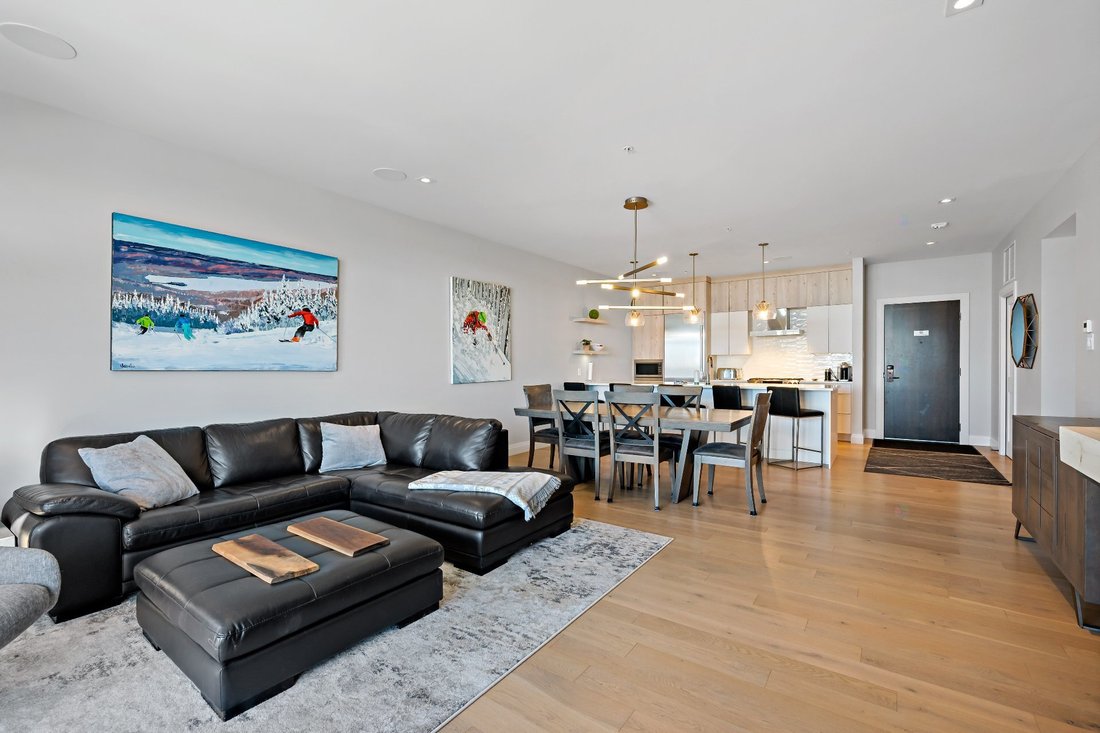 Condo in Mont-Tremblant, Quebec, Canada 3 - 17257607