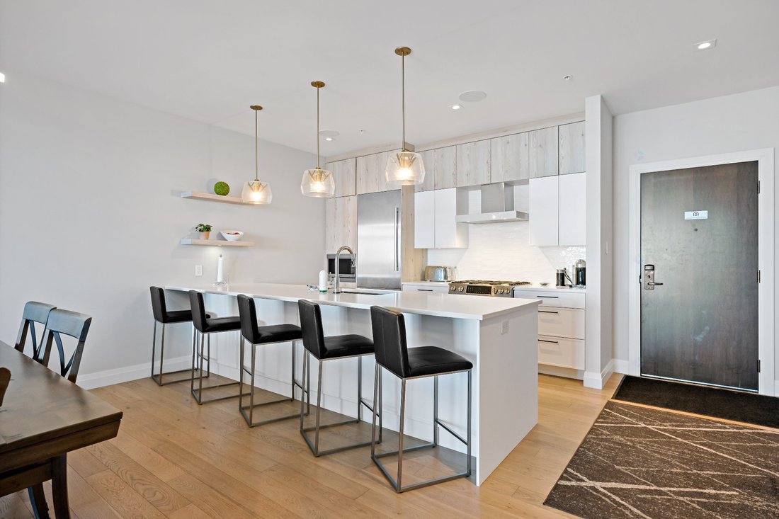 Condo in Mont-Tremblant, Quebec, Canada 1 - 17257607