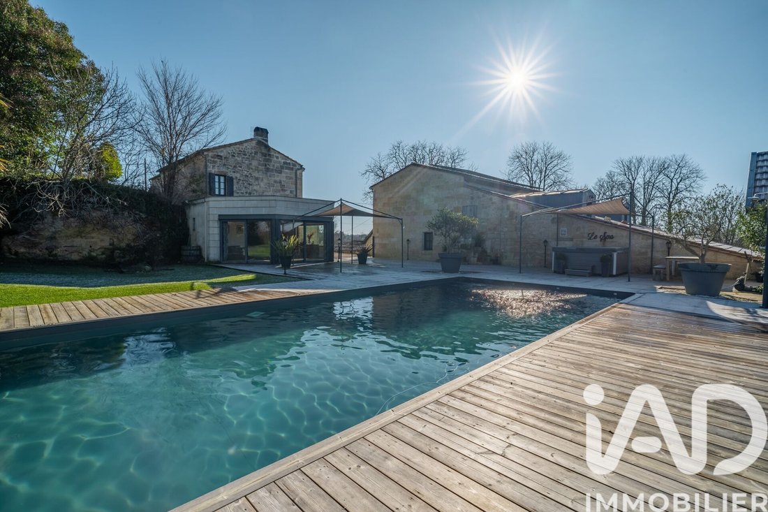 House in Prignac-et-Marcamps, Nouvelle-Aquitaine, France 2 - 17260699