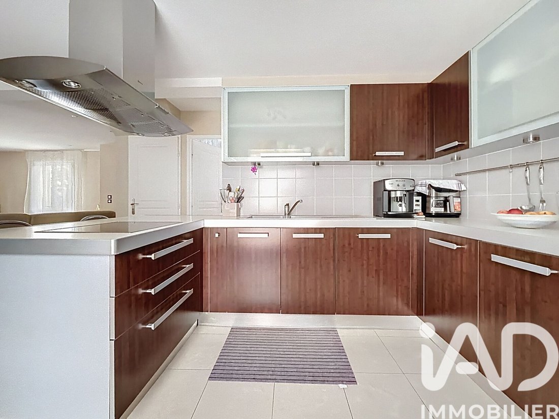 House in Orly, Ile-de-France, France 5 - 17260687