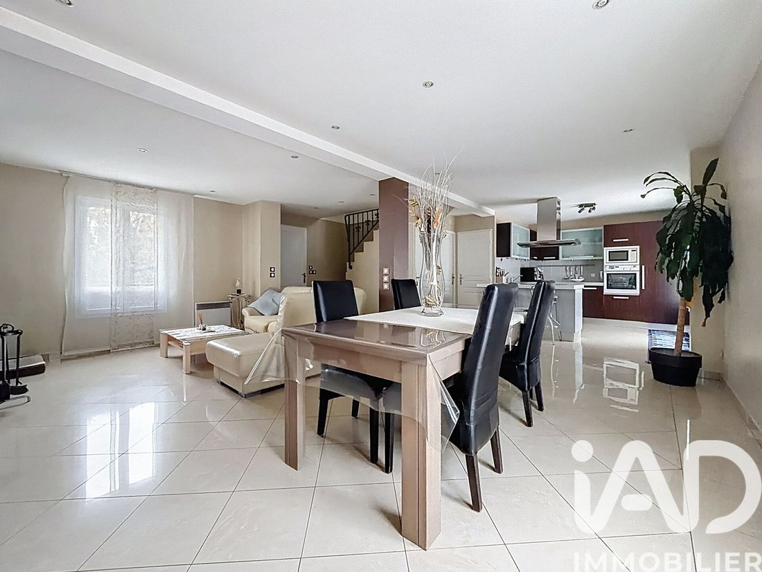 House in Orly, Ile-de-France, France 1 - 17260687