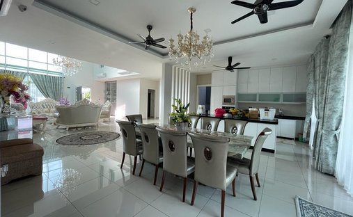 House in Shah Alam, Selangor, Malaysia 1