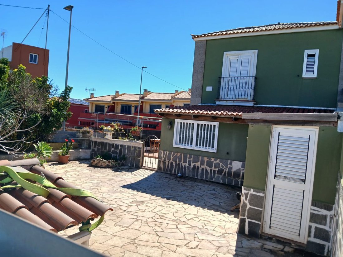 Chalet in San Cristobal de La Laguna, Canary Islands, Spain 1 - 17258623