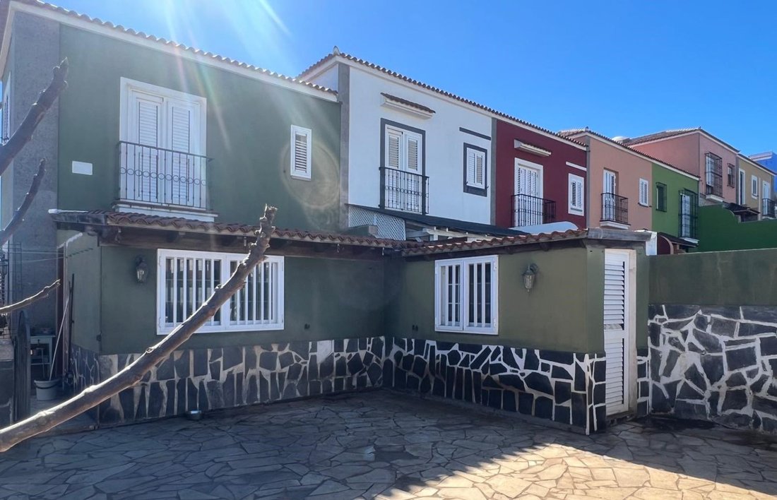 Chalet in San Cristobal de La Laguna, Canary Islands, Spain 3 - 17258623