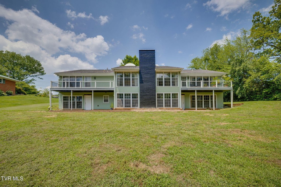 House in Elizabethton, Tennessee, United States 1 - 17258088