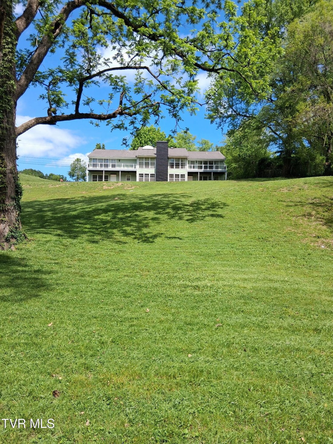 House in Elizabethton, Tennessee, United States 2 - 17258088