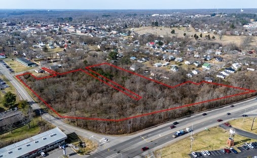 Land in Dickson, Tennessee, United States 1