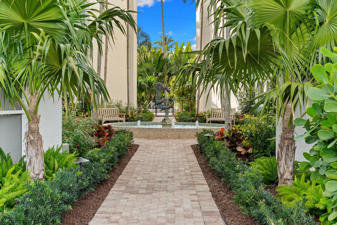 Eigentumswohnung in Naples, Florida, Vereinigte Staaten 3 - 17258937