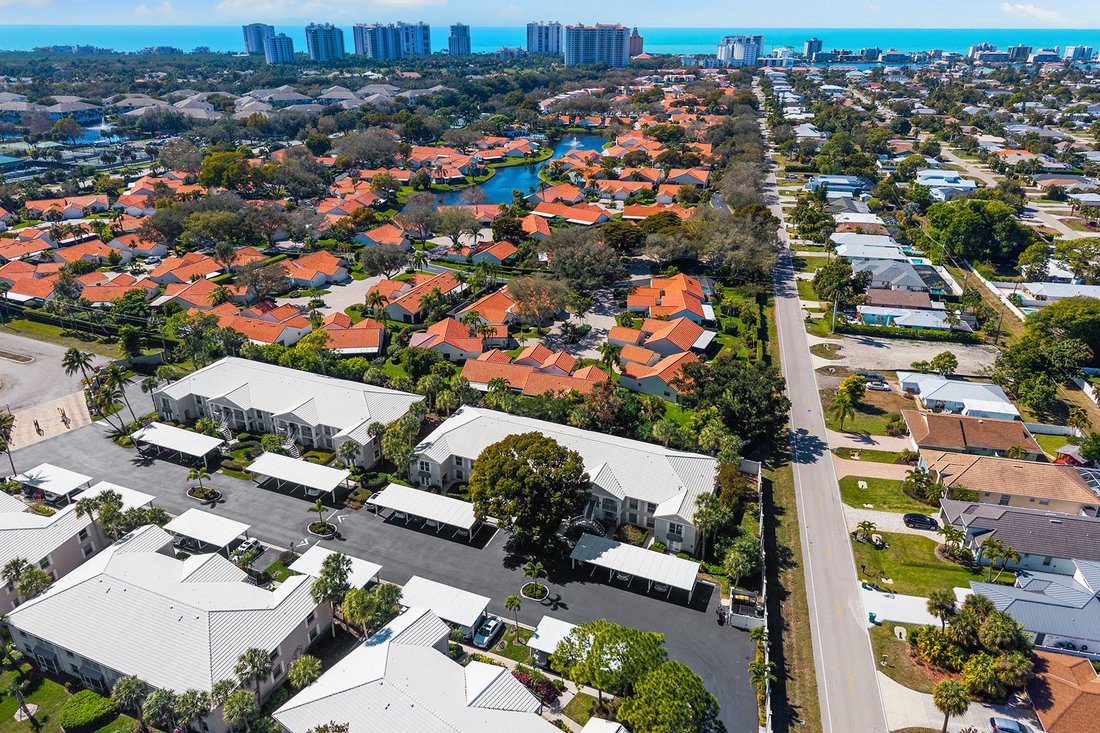 Condo in Naples, Florida, United States 2 - 17259079