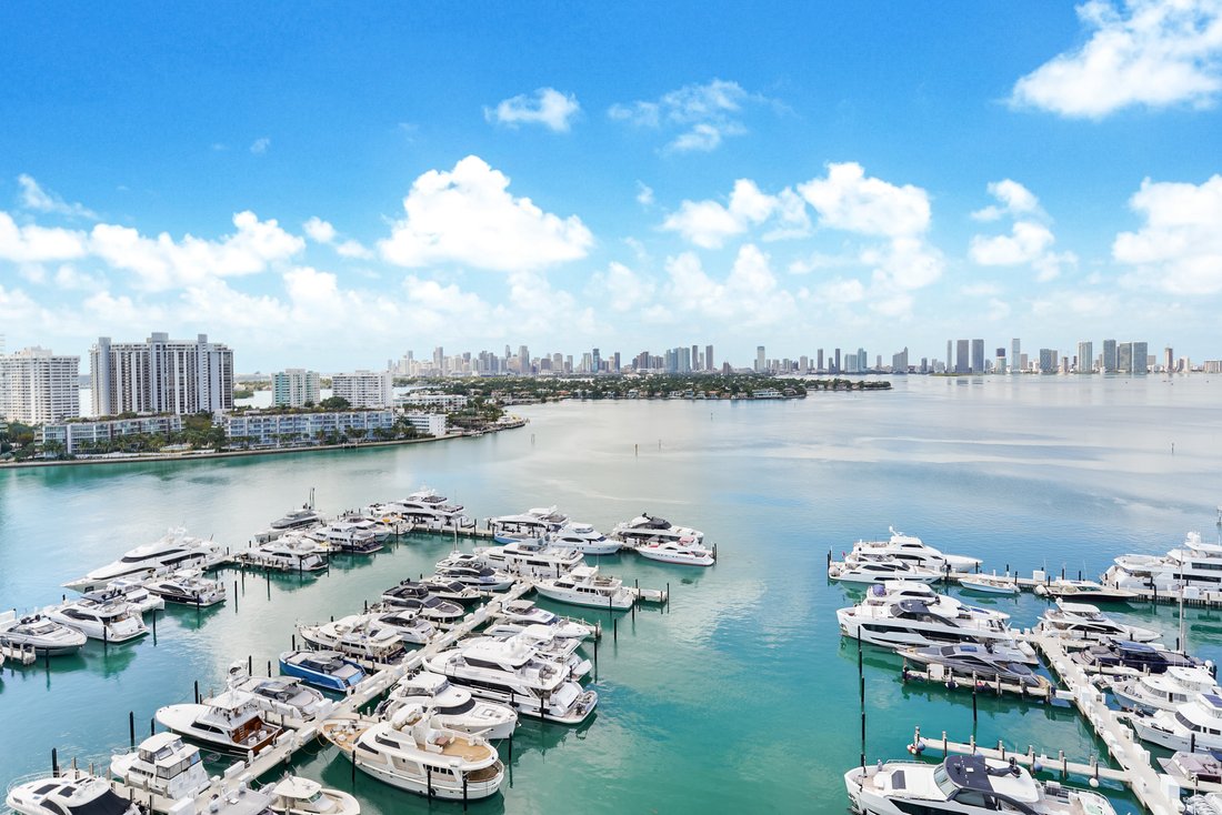 Condo in Miami Beach, Florida, United States 1 - 17259071