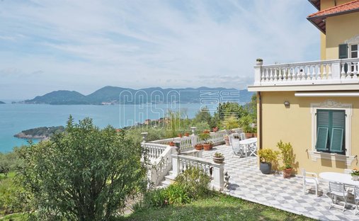 Villa in Lerici, Ligurien, Italien 1