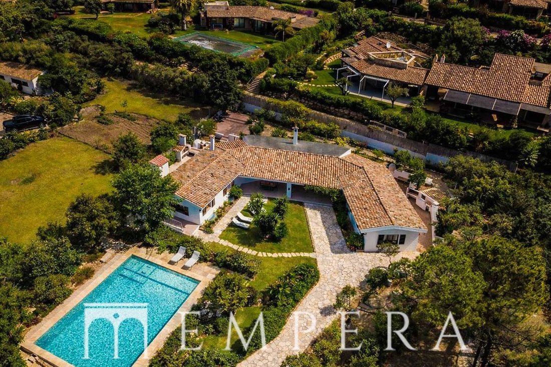 Villa in Domus De Maria, Sardinia, Italy 2 - 17264698