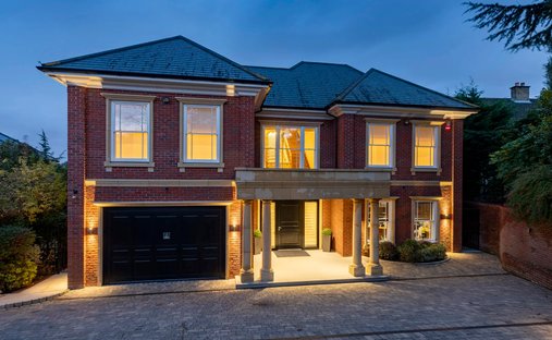 Casa a Kingston upon Thames, Inghilterra, Regno Unito 1