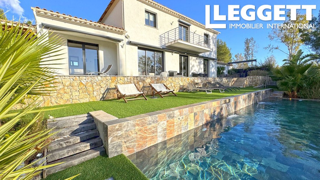 Villa in Grasse, Provence-Alpes-Côte d'Azur, France 1 - 17260923