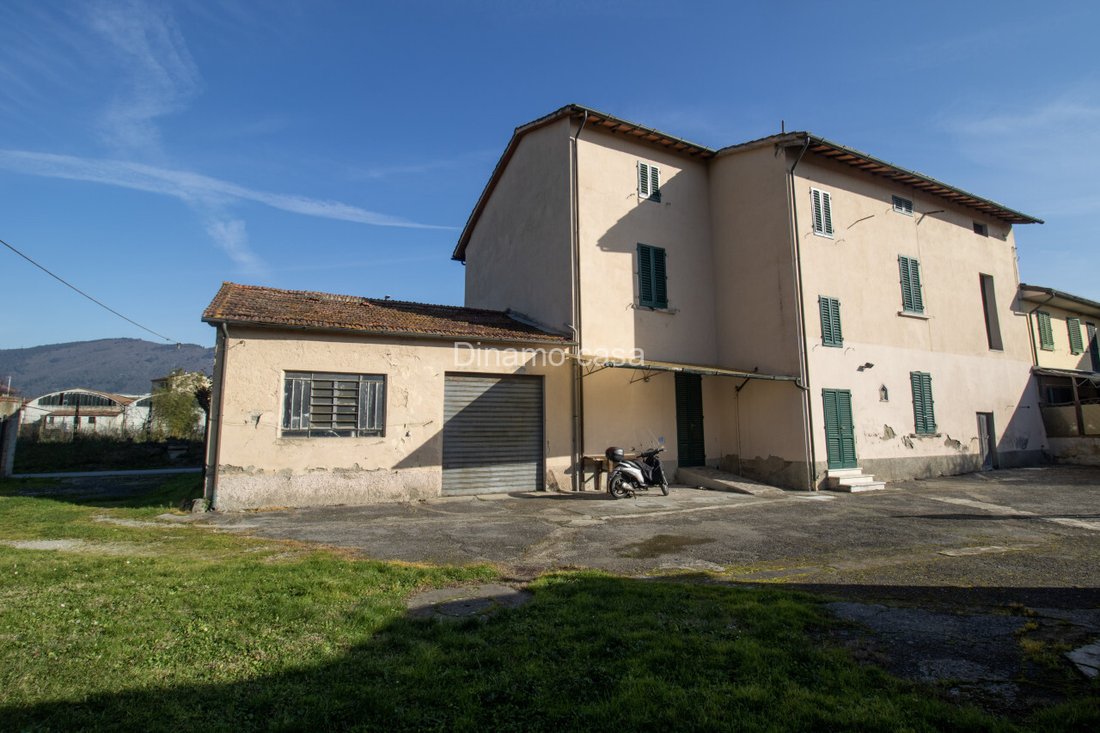 House in Mezzana, Prato, Tuscany 5 - 17264447
