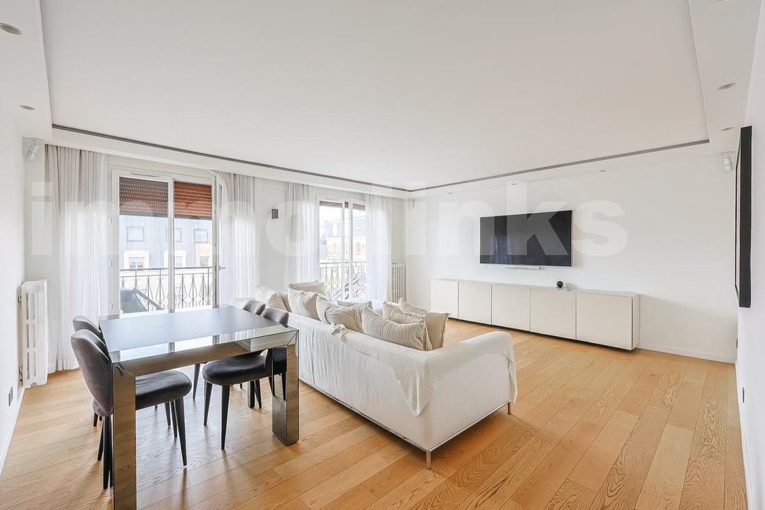 Apartment in Archevêché, Charenton-le-Pont, France 1 - 17260438