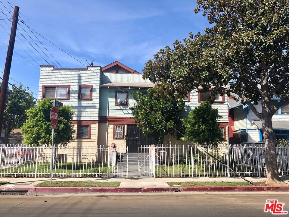 Los Angeles, California, United States 1 - 17263551