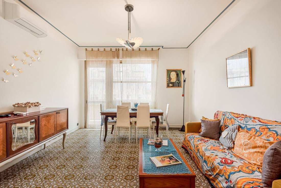 Apartment in Lungomare, Viareggio, Tuscany 3 - 17264700