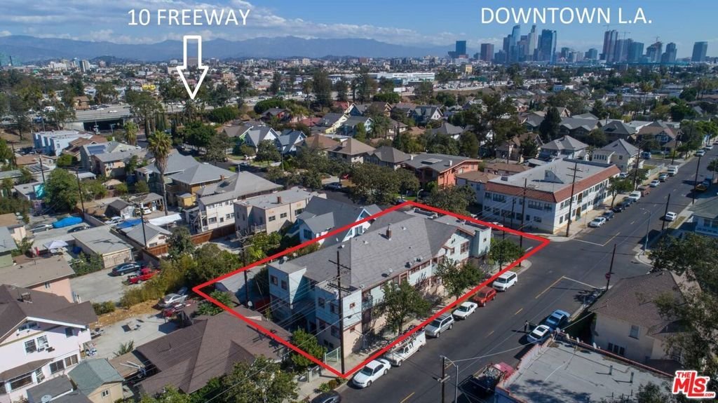 Los Angeles, California, United States 3 - 17263551