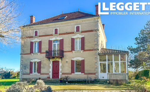 House in Castelmoron-sur-Lot, Nouvelle-Aquitaine, France 1