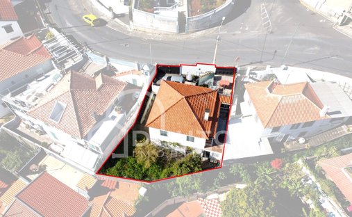 House in Sao Pedro, Madeira, Portugal 1