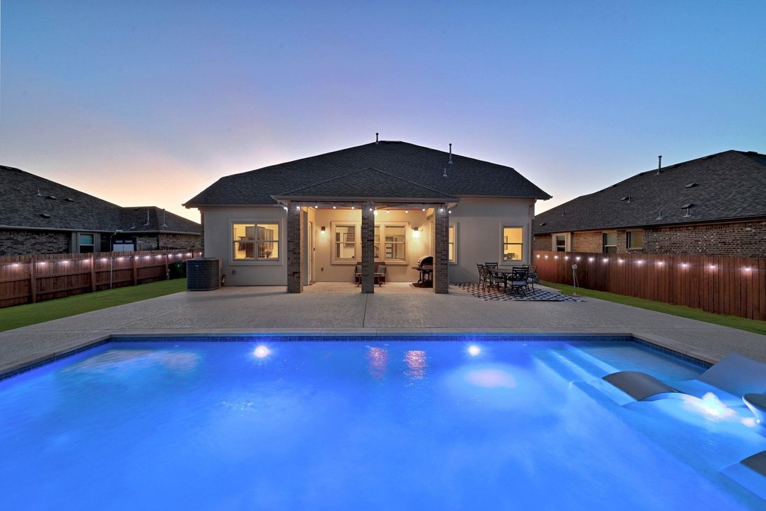 House in Pflugerville, Texas, United States 2 - 17259421