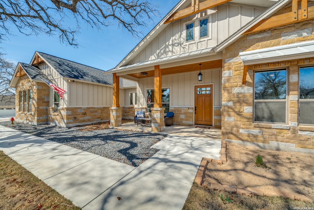 House in La Vernia, Texas, United States 1 - 17260991