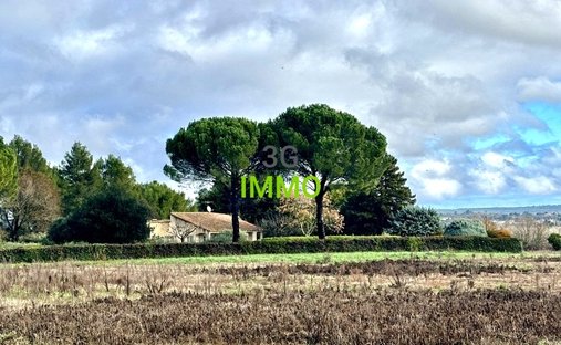 Maison à Uzès, Occitanie, France 1