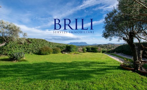 Villa a Golfo Aranci, Sardegna, Italia 1