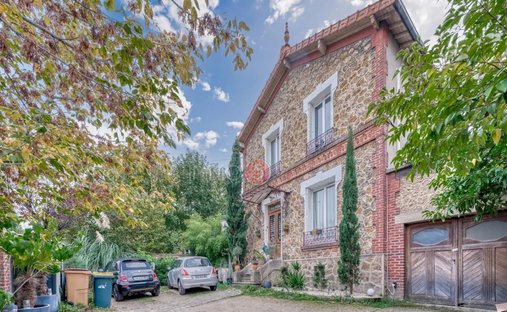 House in Centre Ville, Villemomble, France 1