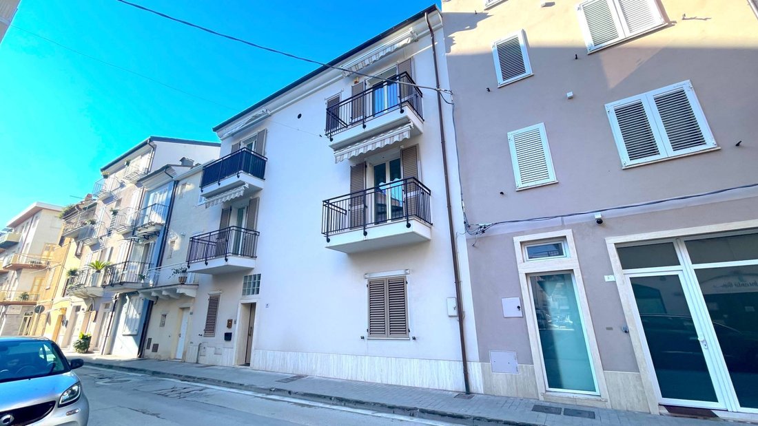 House in Center, San Benedetto del Tronto, Marche 1 - 17264691