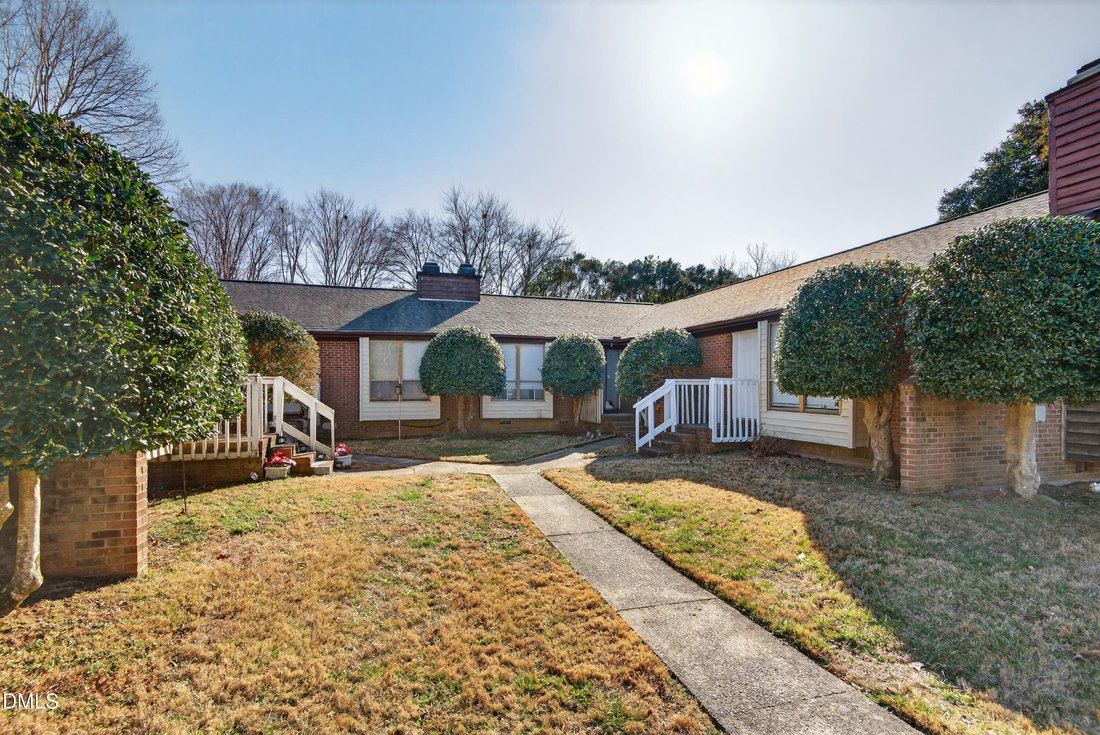 Raleigh, North Carolina, United States 2 - 17259693