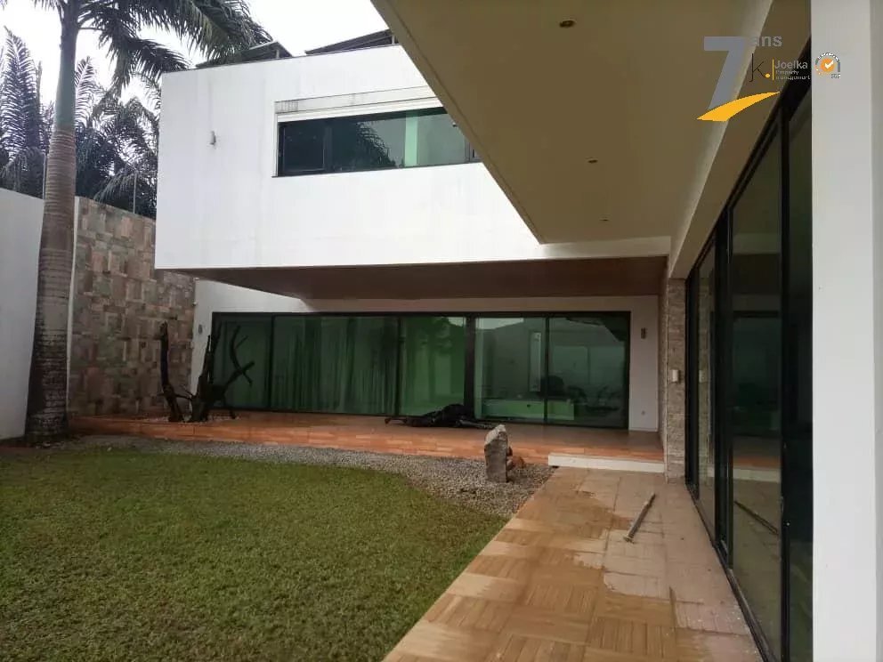 House in Abidjan, Abidjan Autonomous District, Côte d'Ivoire 3 - 17260775