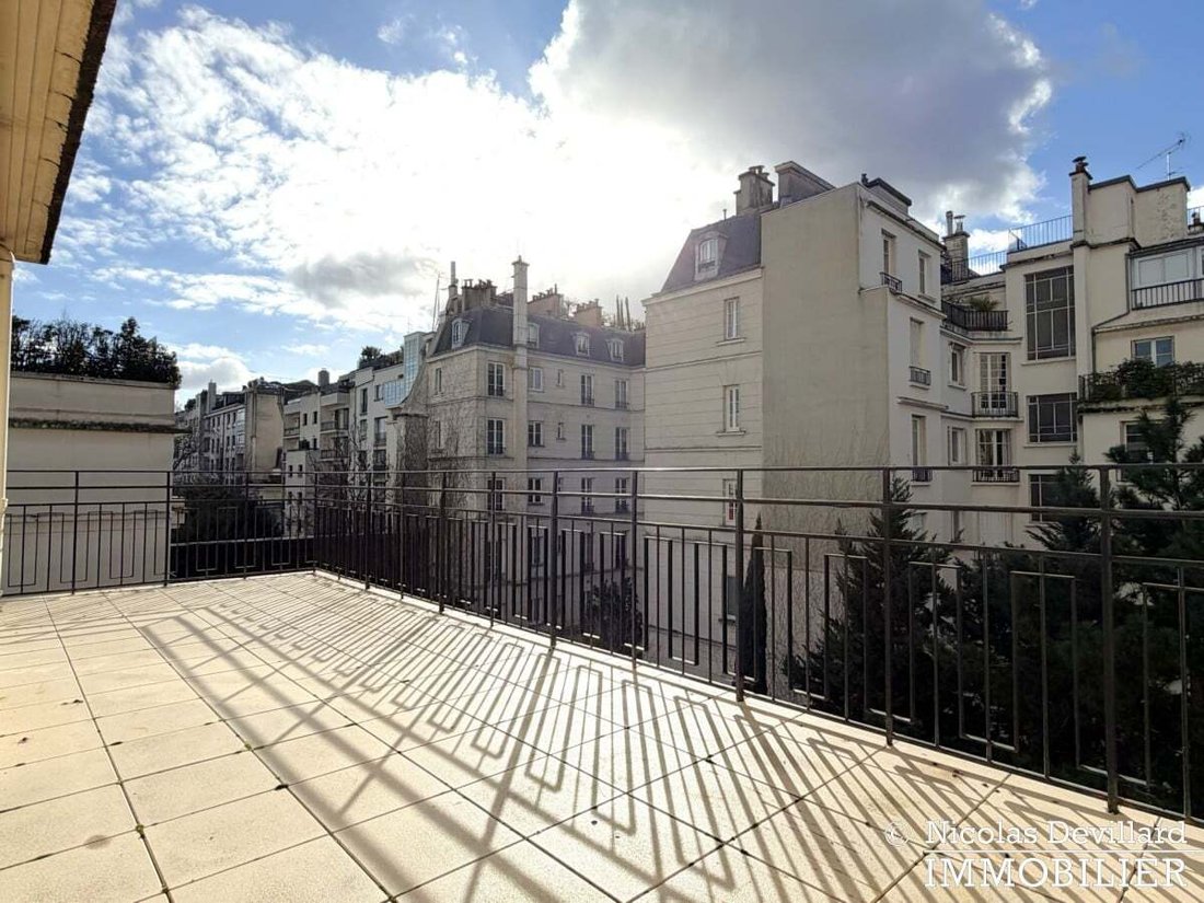 Apartment in La Plaine des Sablons, Neuilly-sur-Seine, France 3 - 17235179