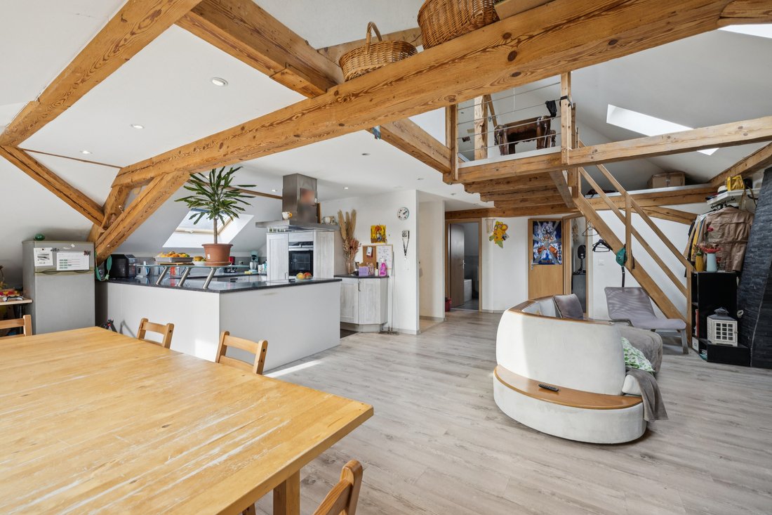 3 Apartment Building 4.5% Net Yield