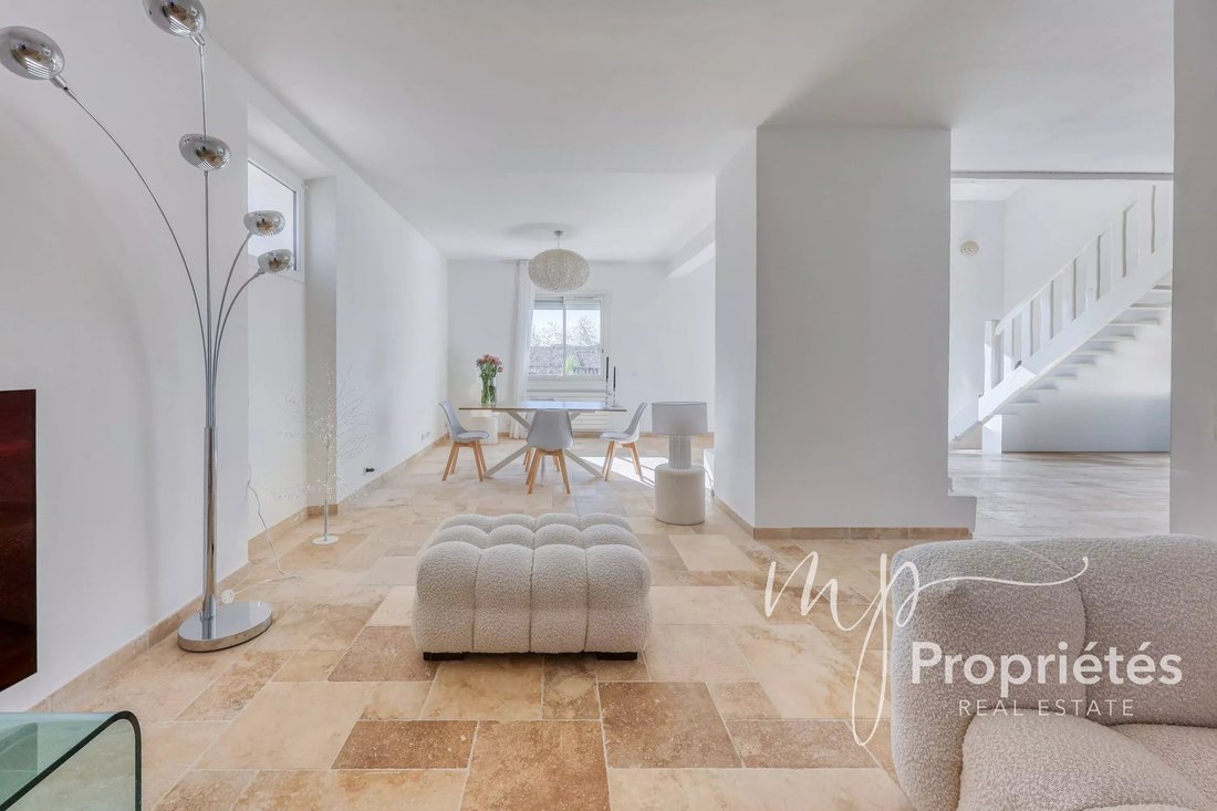 House in Nord Est, Bormes-les-Mimosas, France 4 - 16766362