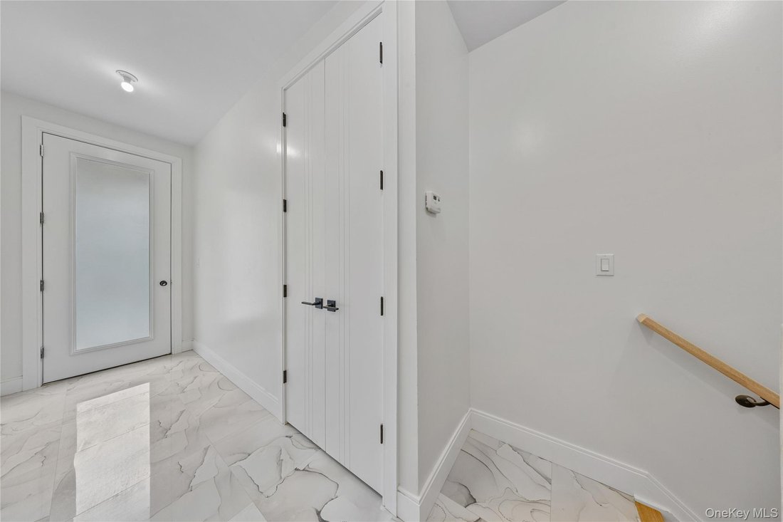 Condo in Spring Valley, New York, United States 3 - 17262098