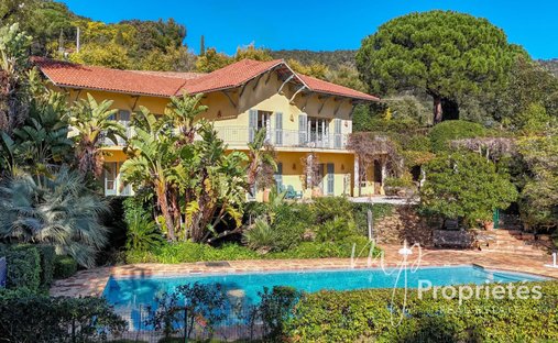 House in Rayol-Canadel-sur-Mer, Provence-Alpes-Côte d'Azur, France 1