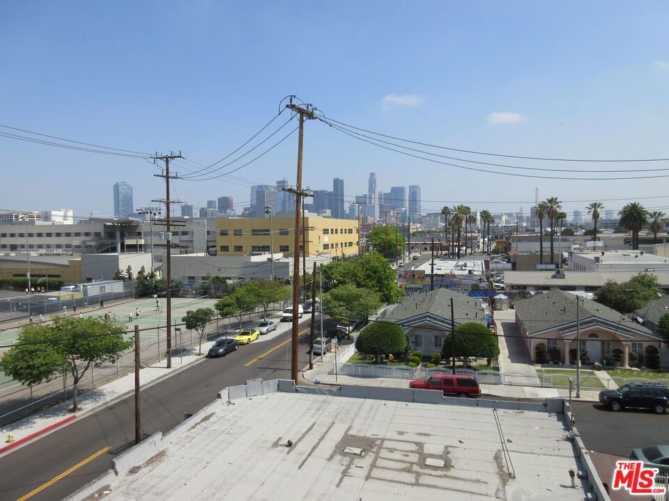 Los Angeles, California, United States 2 - 17263546