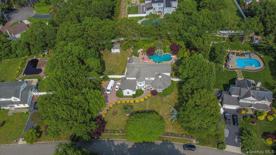 House in Farmingville, New York, United States 5 - 17262094