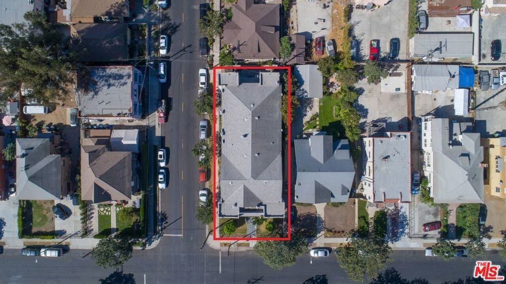 Los Angeles, California, United States 5 - 17263551