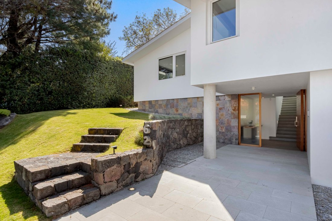 House in Fraccionamiento y Club de Golf los Encinos, State of Mexico, Mexico 4 - 17260814