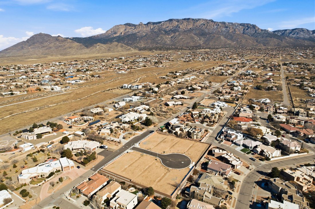 House in Albuquerque, New Mexico, United States 2 - 17259815