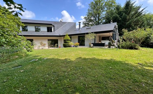 House in Chateau de Vaucresson, Vaucresson, France 1